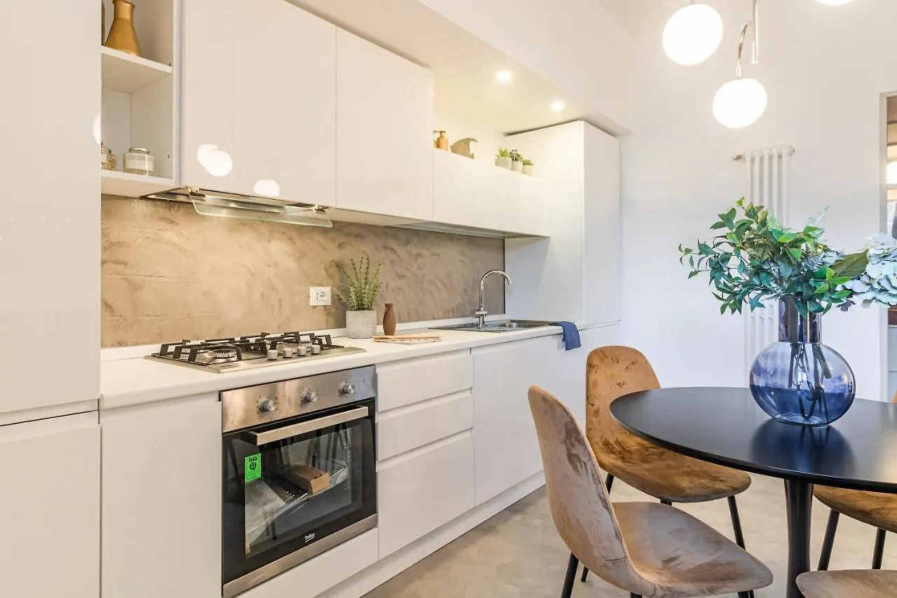 Blu Como Lake Apartment 0*,
