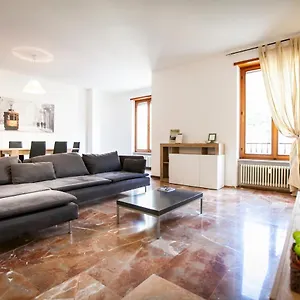 Appartement Dante108, Côme